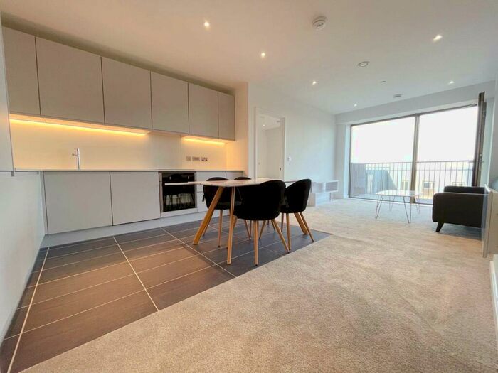 2 Bedroom Apartment To Rent In Local Crescent, Hulme Street, Salford, M5