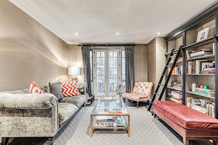 2 Bedroom Flat To Rent In Carnwath Road, Hurlingham, SW6