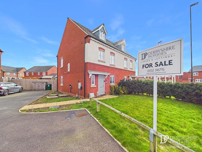 4 Bedroom Semi Detached House For Sale In Wren Close, Hatton, DE65