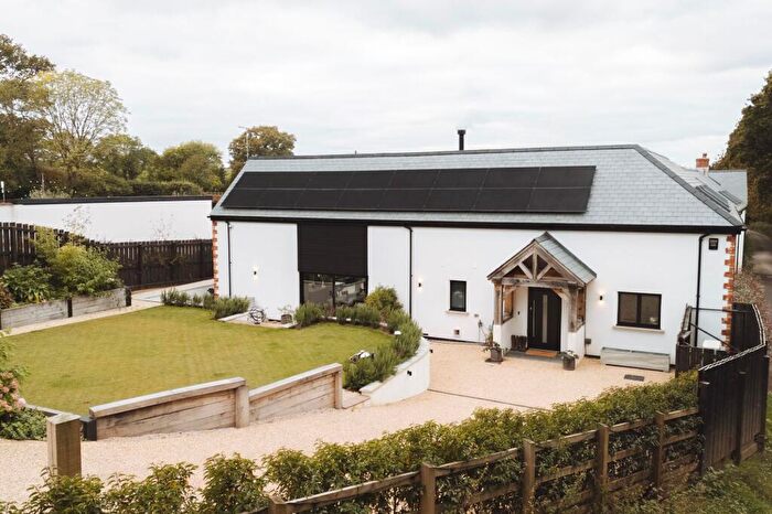 4 Bedroom Semi-Detached House For Sale In Ashill, Cullompton, EX15