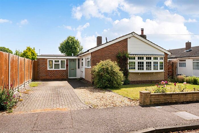 3 Bedroom Detached Bungalow For Sale In George Street, Clapham, Bedford, MK41