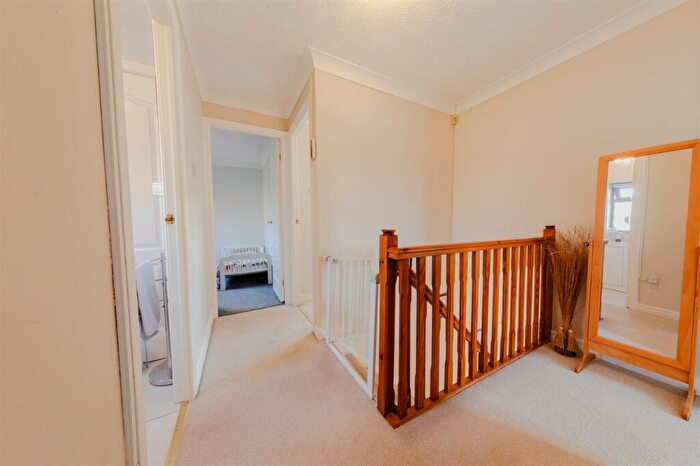 4 Bedroom Detached House For Sale In Spoonley Wood, Bancroft Park, Milton Keynes, MK13