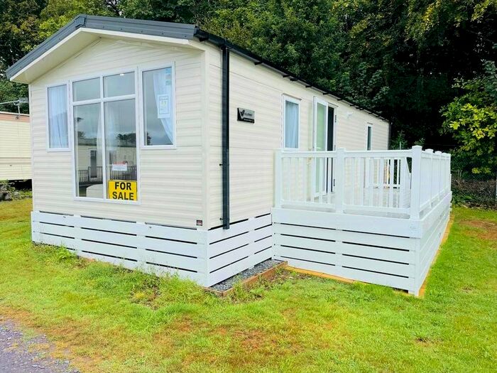 2 Bedroom Mobile/park Home For Sale In Caernarfon, Caernarfon, LL55