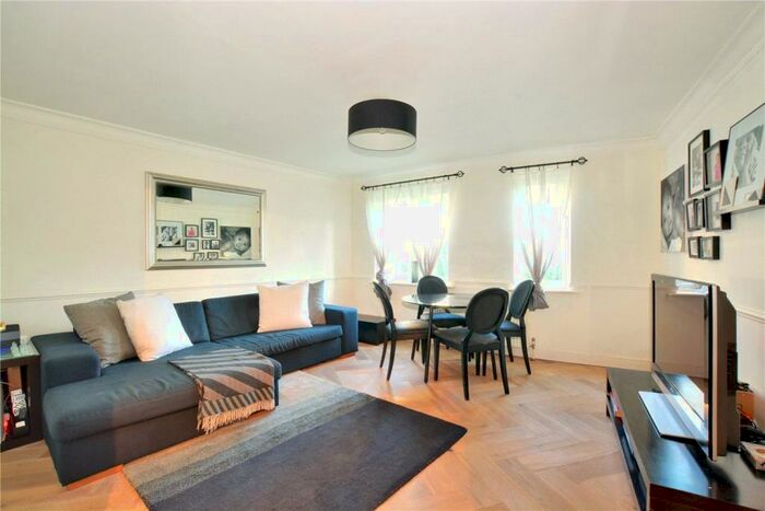 2 Bedroom Apartment To Rent In Gilbert Close, Shooters Hill, London, SE18