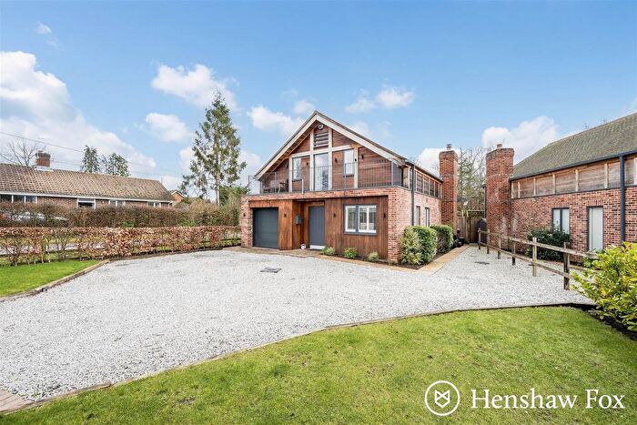 3 Bedroom Detached House For Sale In Maurys Lane, West Wellow, Hampshire, SO51