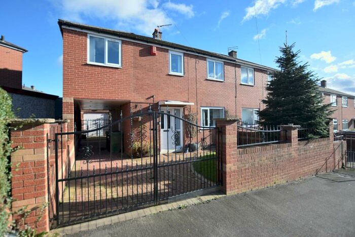 3 Bedroom Semi-Detached House To Rent In Hansby Avenue, Leeds, West Yorkshire, LS14