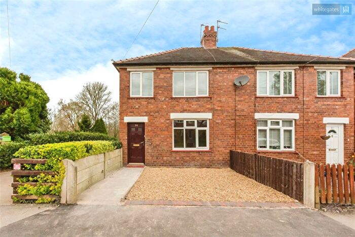 2 Bedroom End Terrace House For Sale In Shrewbridge Road, Nantwich, Cheshire, CW5