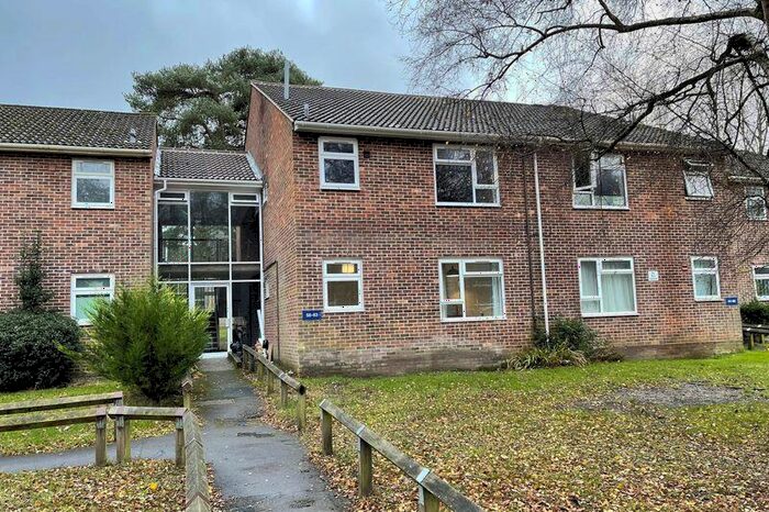 1 Bedroom Flat To Rent In Fleet, GU52