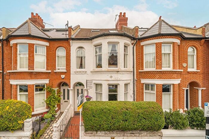 4 Bedroom Terraced House For Sale In Haverhill Road, Balham, SW12
