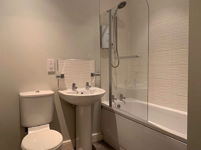 2 Bedroom Apartment To Rent In Parkfield Road, Aigburth, Liverpool, L17