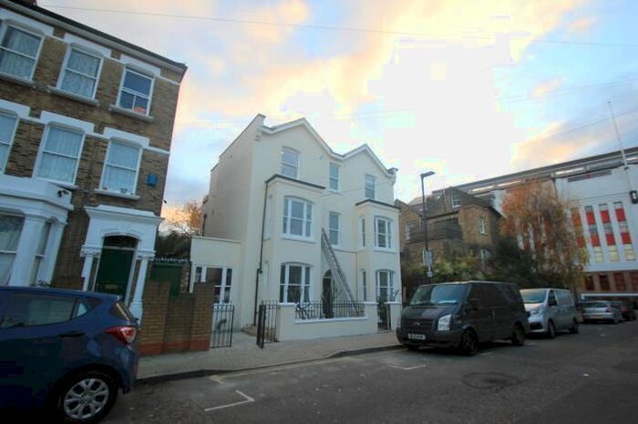 2 Bedroom Flat To Rent In Conewood Street, Highbury And Islington, N5
