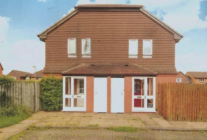 1 Bedroom Semi-Detached House To Rent In Ockley Brook, Didcot OX11