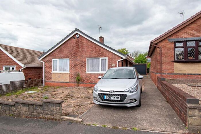 2 Bedroom Detached Bungalow For Sale In Honeyfield Drive, Ripley, DE5