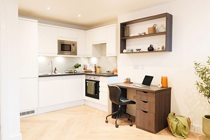 Studio To Rent In Apt, Churchill House Residence #, LS1