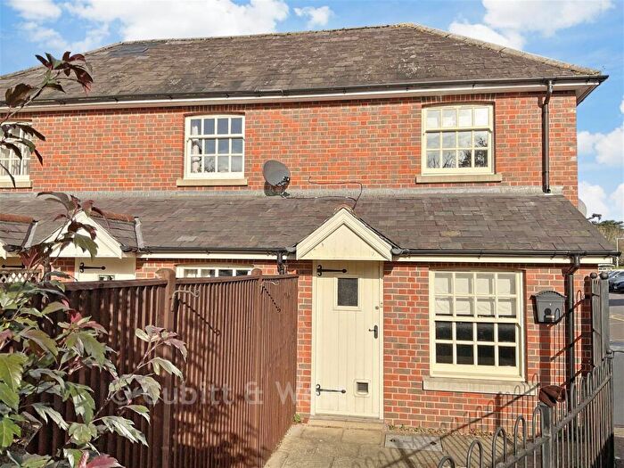 1 Bedroom End Of Terrace House For Sale In Station Approach West, Hassocks, West Sussex, BN6