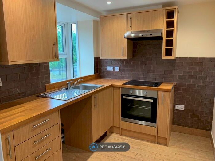 1 Bedroom Flat To Rent In Southampton Road, Ringwood, BH24
