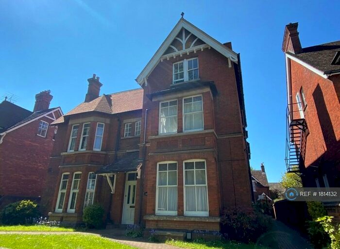 2 Bedroom Flat To Rent In Merton House, Bedford, MK40