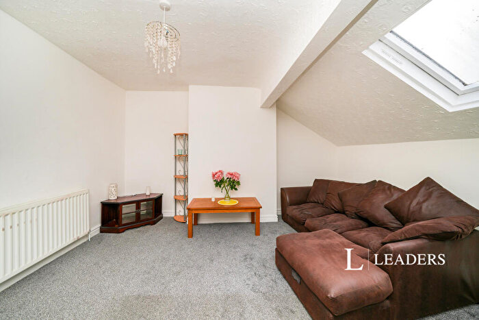 1 Bedroom Flat To Rent In Woodchurch Road, Birkenhead, CH42