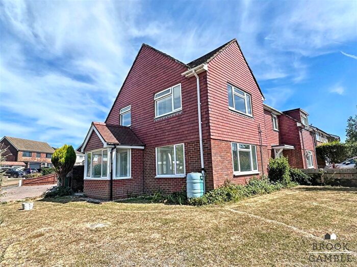 3 Bedroom Semi-Detached House For Sale In Clifford Avenue, Eastbourne, BN21