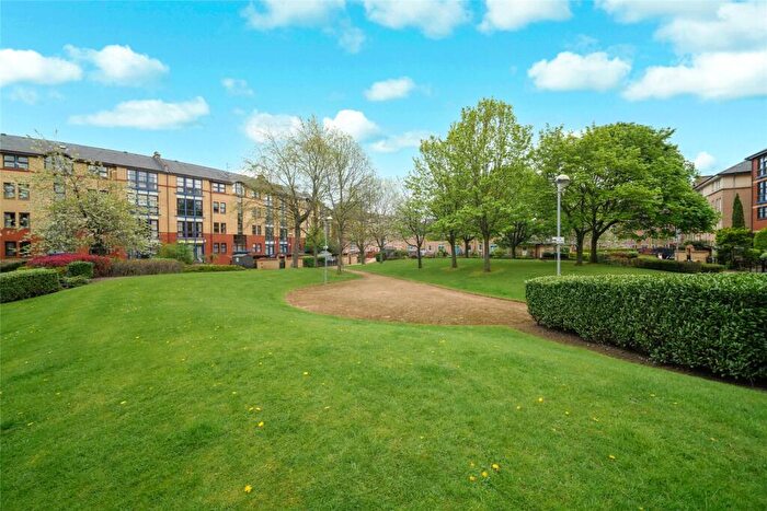 2 Bedroom Flat For Sale In St. Ninian Terrace, Glasgow, Glasgow City, G5