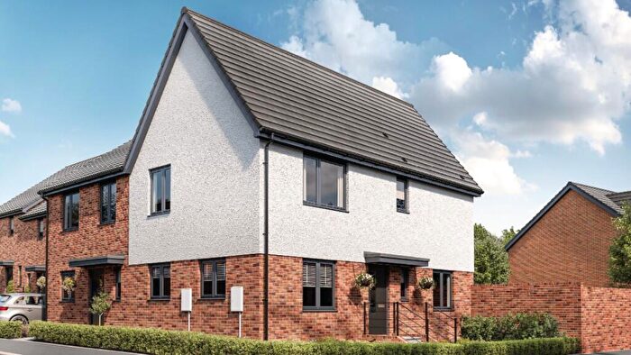 3 Bedroom Semi Detached House For Sale In Saltshouse Road Hull, HU8