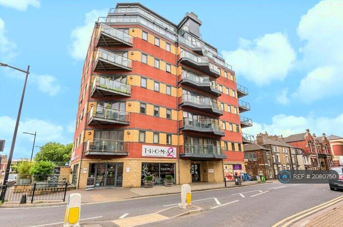 2 Bedroom Penthouse To Rent In Thorngate House, Lincoln, LN2
