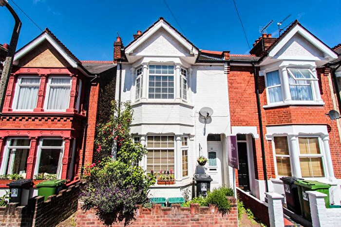 3 Bedroom End Of Terrace House To Rent In Kensington Avenue, Watford, Hertfordshire, WD18