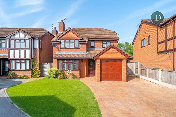 4 Bedroom Detached House For Sale In Salisbury Close, Great Sutton, Ellesmere Port, CH66