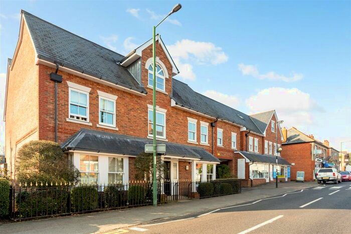 2 Bedroom Penthouse To Rent In The Starting Gate, Ascot, SL5