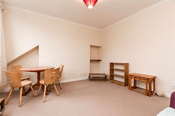 1 Bedroom Flat To Rent In Lamond Place, Aberdeen, AB25