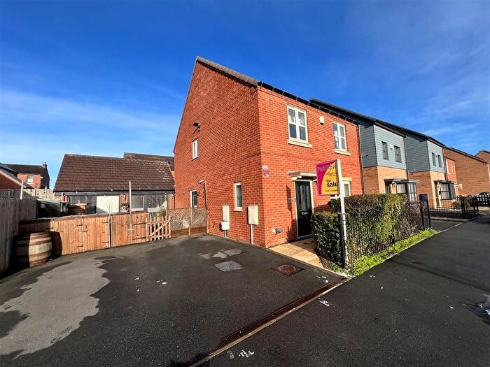 4 Bedroom Detached House For Sale In Wheldon Road, Castleford, WF10