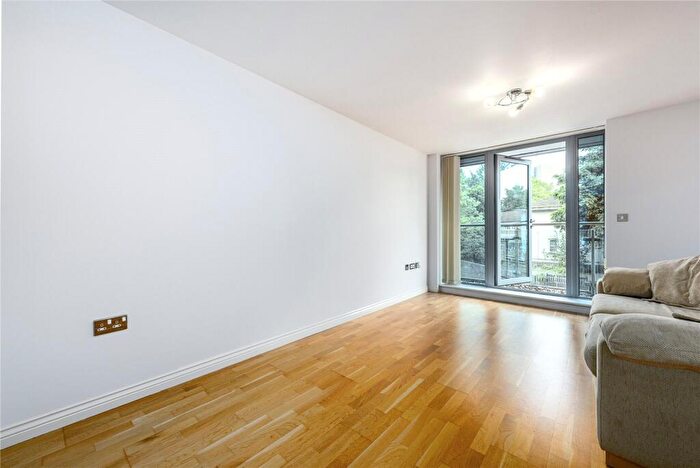 1 Bedroom Flat To Rent In St. Pancras Way, Camden, NW1