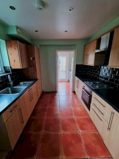 3 Bedroom Terraced House To Rent In Highbury Gardens, Ilford, IG3