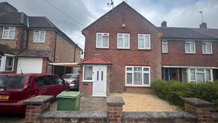 3 Bedroom Semi-Detached House To Rent In Ryefield Avenue, Uxbridge, Greater London, UB10