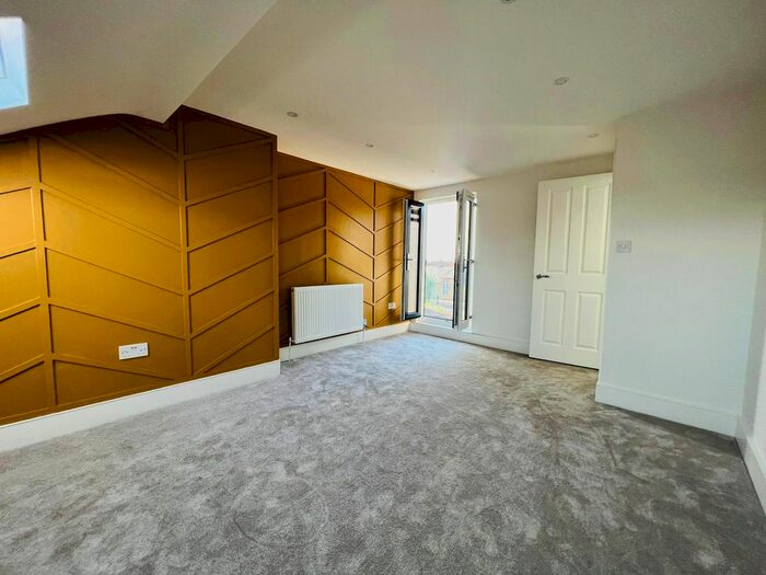 1 Bedroom Flat To Rent In Corbett Road, London, E17