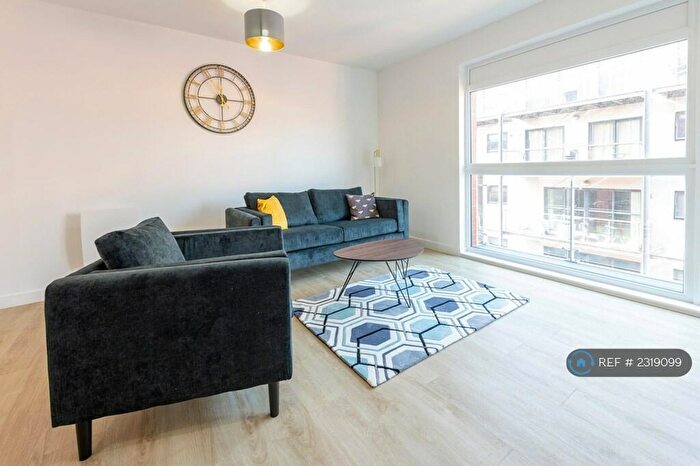 2 Bedroom Flat To Rent In Loom Building, Manchester, M4