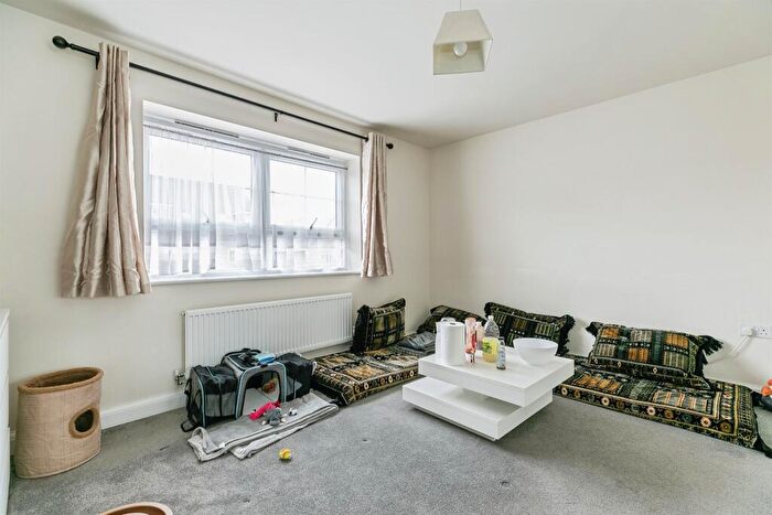 3 Bedroom Semi-Detached House For Sale In Gumcester Way, Godmanchester, Huntingdon, PE29