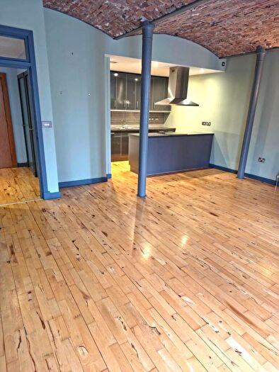 1 Bedroom Apartment For Sale In Cambridge Street, Manchester, M1