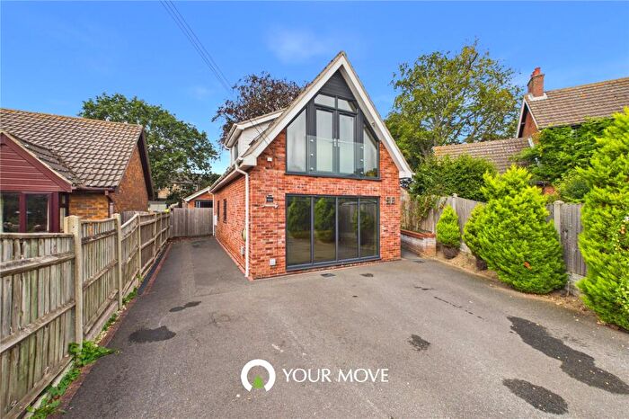 3 Bedroom Detached House For Sale In Gilpin Road, Lowestoft, Suffolk, NR32