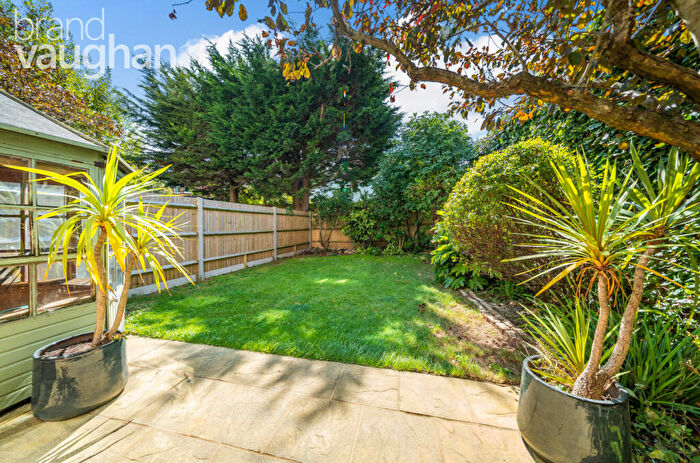 3 Bedroom Maisonette To Rent In Davigdor Road, Hove, East Sussex, BN3