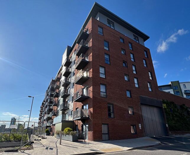 2 Bedroom Flat To Rent In John Thornycroft Road, SO19