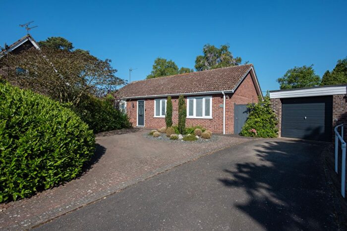 3 Bedroom Detached Bungalow For Sale In Barton Hamlet, Great Barton, Bury St. Edmunds, IP31