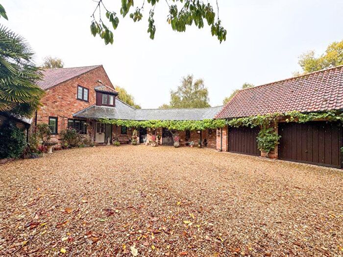 4 Bedroom Detached House For Sale In Newbridge Lane, Covenham, LN11
