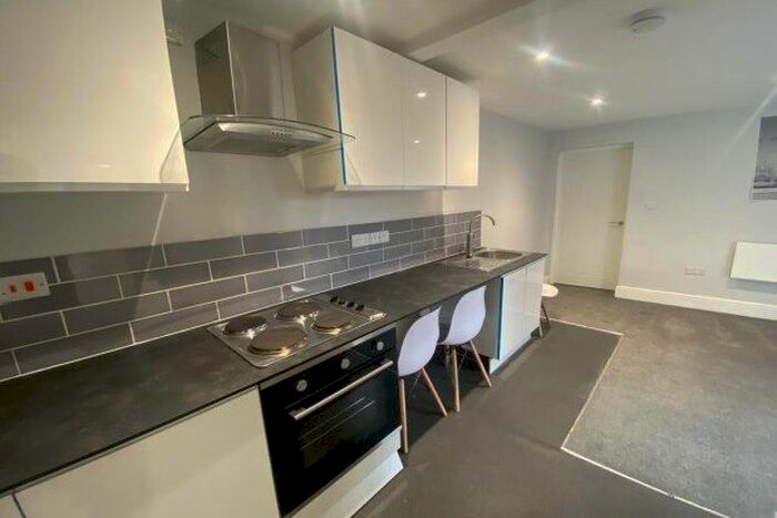 2 Bedroom Flat To Rent In Swinburne Street, Derby, DE1