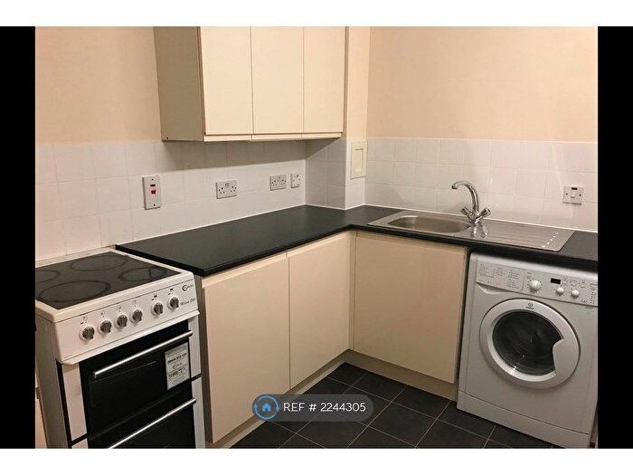 1 Bedroom Flat To Rent In John Knox Court, Aberdeen, AB24