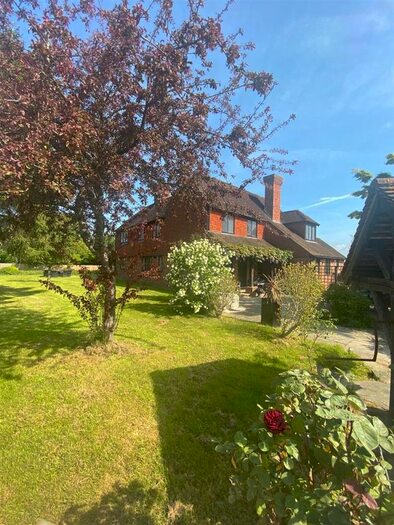 5 Bedroom Detached House To Rent In Smallhythe Road, Tenterden, TN30