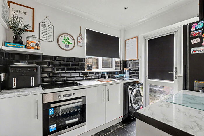 2 Bedroom Semi Detached House For Sale In Amethyst Avenue, The Davis Estate, Chatham, ME5