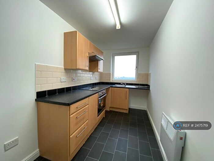 3 Bedroom Penthouse To Rent In Candia Tower, Liverpool, L5