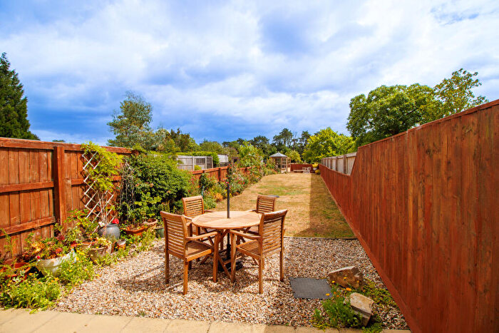 3 Bedroom Terraced House For Sale In Turnpike Road, Swindon, SN26