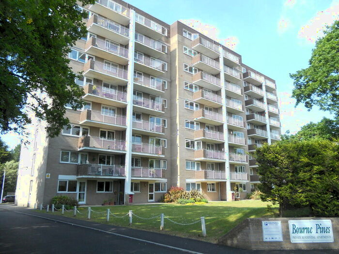 2 Bedroom Flat To Rent In Bourne Pines, - Christchurch Road, Bournemouth, BH1